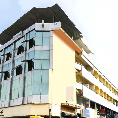 SPOT ON 65523 Tkt Tourist Home Kannur Buitenkant foto