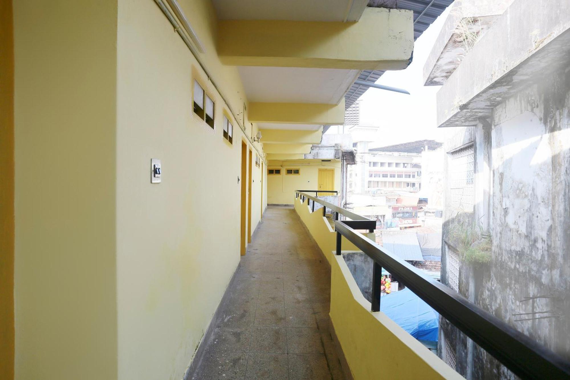 SPOT ON 65523 Tkt Tourist Home Kannur Buitenkant foto